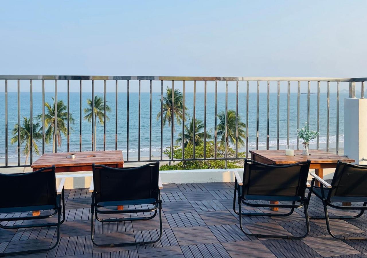 Sontra Sea Hotel Дананг Екстериор снимка