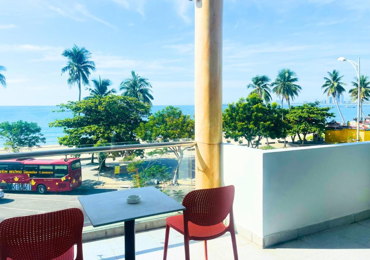 Sontra Sea Hotel Дананг Екстериор снимка